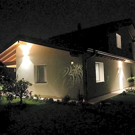 ベッド・アンド・ブレックファスト La Casa Del Sole 3*