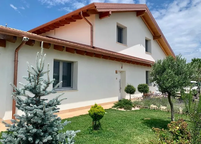 Oda ve Kahvaltı La Casa Del Sole 3*